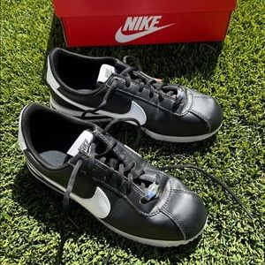 Gently used Womens Nike Cortez size 6.5Y (Womens 8)